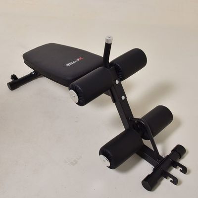 Máquina de ejercicios de fuerza multipropósito personalizable para gimnasio en casa en diseño gris claro