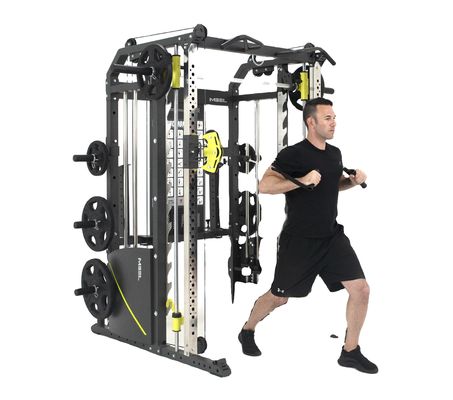Transforma tus entrenamientos con el soporte de sentadillas y la pila de pesas de cables para hombres